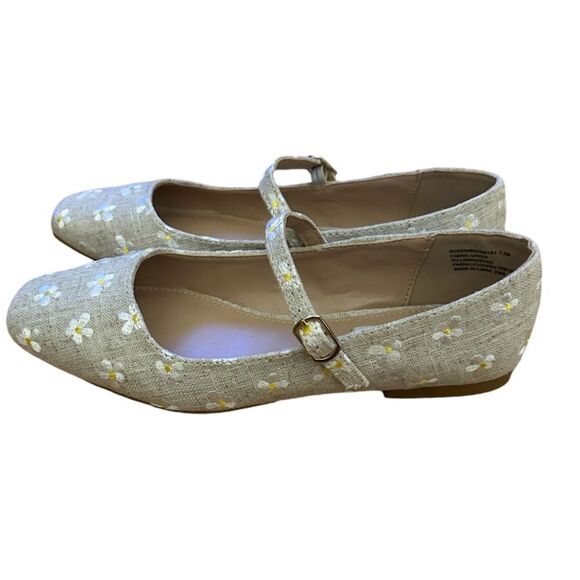Steve Madden Tan White Flower Mary Jane Ballet Flats Shoes Size 7.5 - Picture 3 of 8
